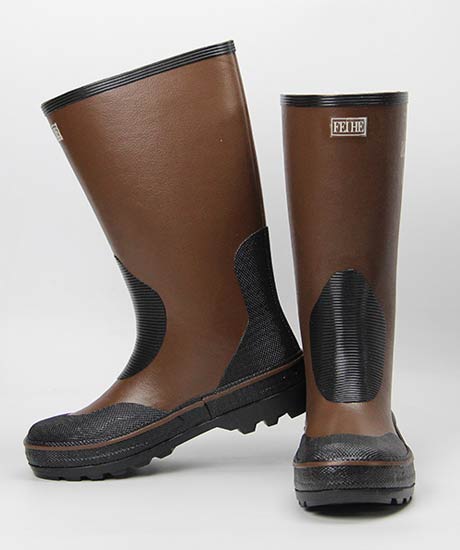 Rubber chemical resistant boots